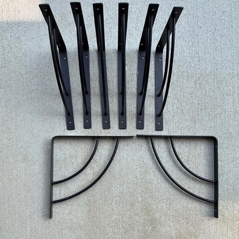 Black Metal Wall Bracket